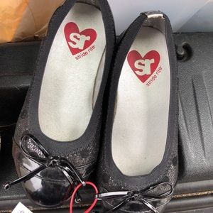 Stride Rite Black sparkly flats